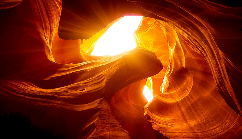 凯发天生一触即发制药盛装参展2024西鼎会，共绘健康产业新蓝图！